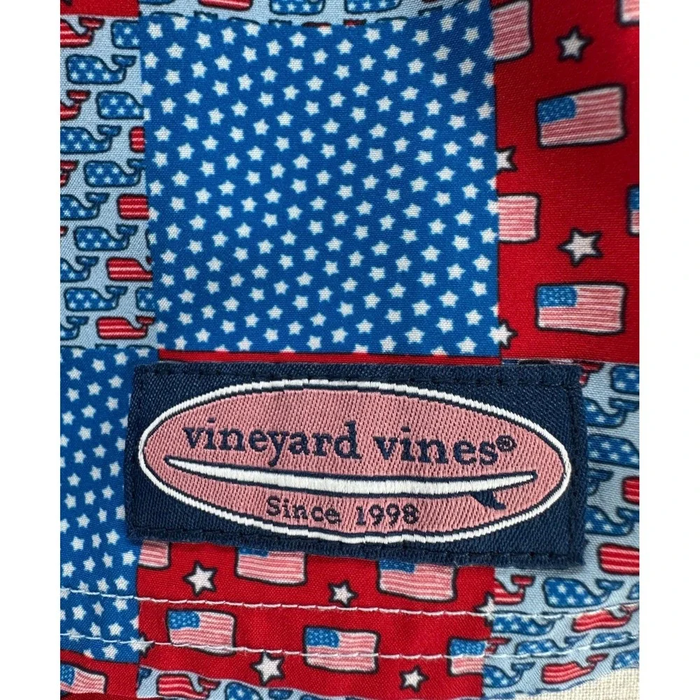 Vineyard Vines Boys Swim Trunks L Patriotic American Flag Patchwork Blue Red